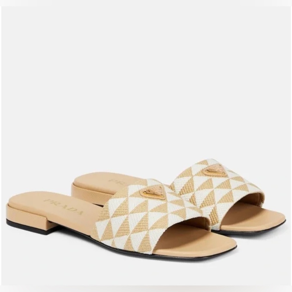 Prada
Embroidered fabric slides - Picture 2 of 4